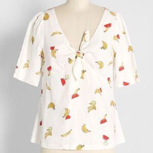 ModCloth M Ivory Red Yellow Pack a Picnic Fruit Print Short Sleeve Tie Front Top
